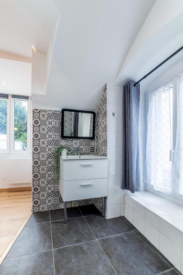 Appart The Parisian Charm Near Disney Thorigny-sur-Marne Exterior photo