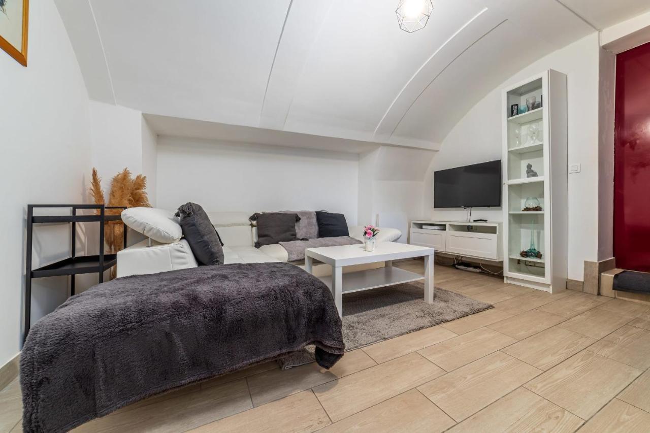 Appart The Parisian Charm Near Disney Thorigny-sur-Marne Exterior photo